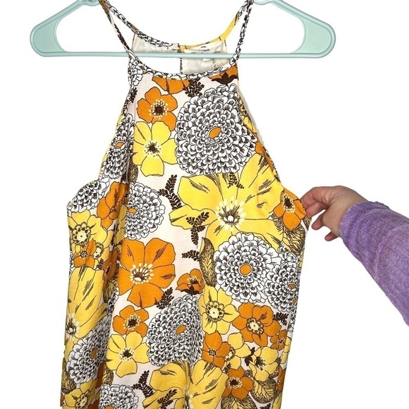 Entro Boutique Marigold Retro 60s Floral Inspired Sleeveless Scallop Shift Dress - Picture 5 of 14